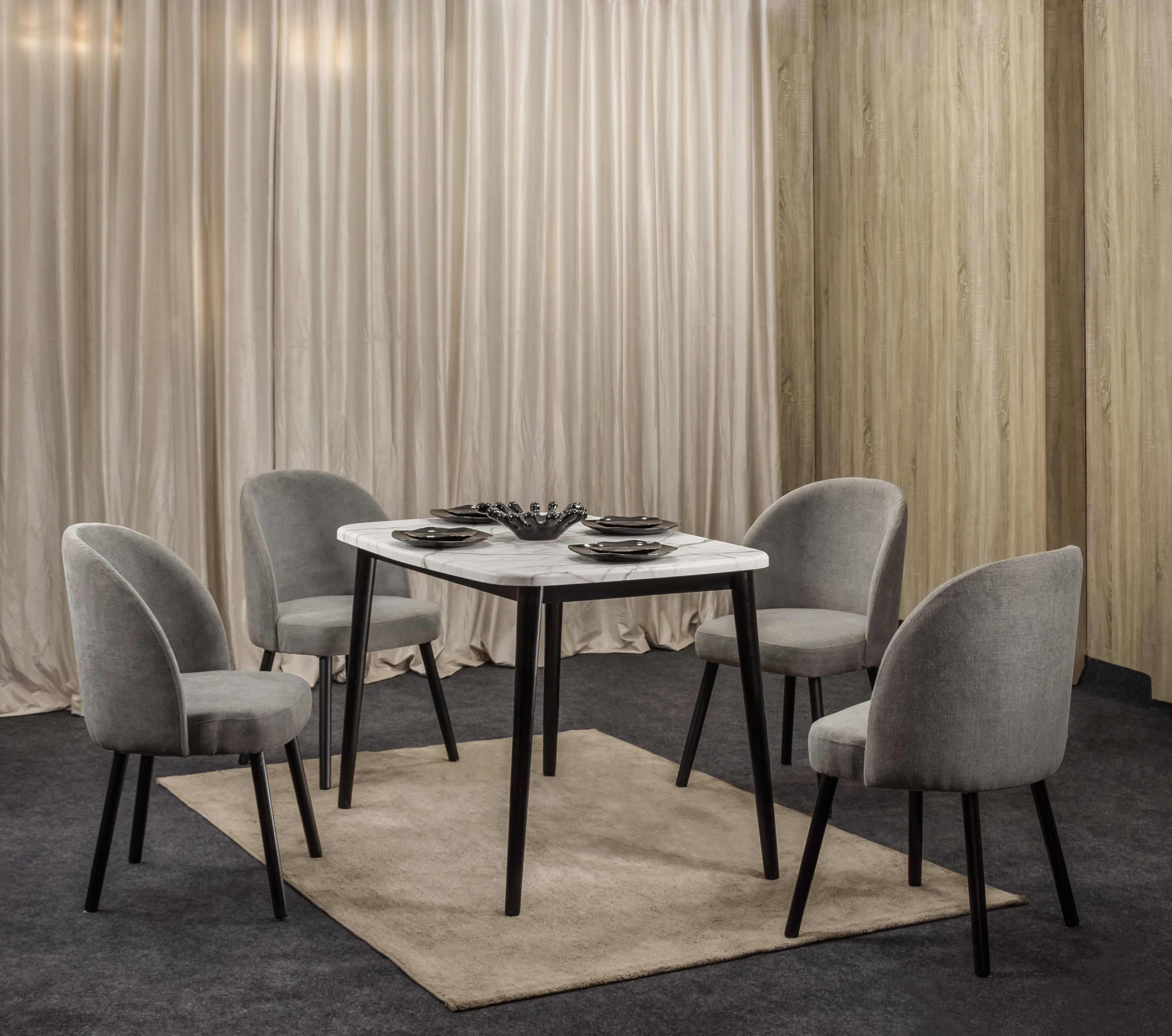 طاولة طعام - 90 × 90 × 76 سم | HA-DT-156 